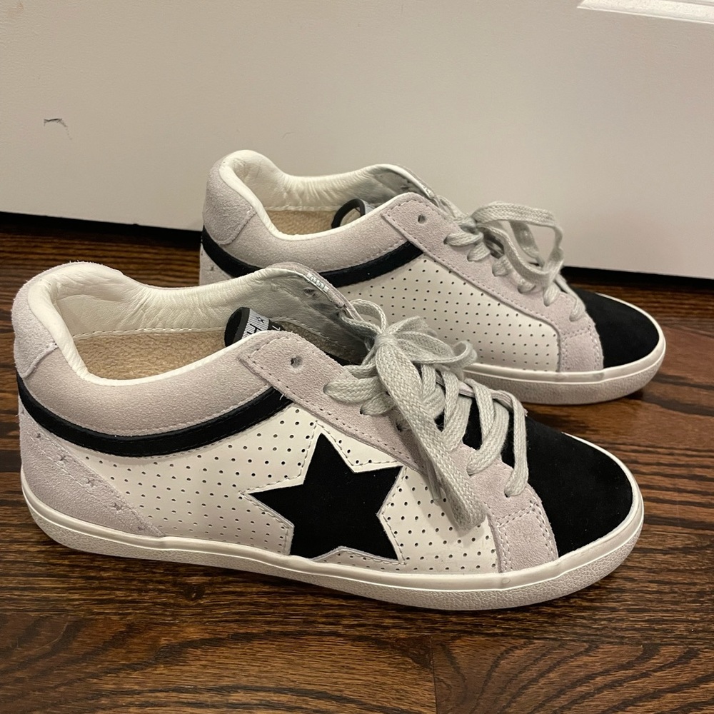 Vintage Havana sneaker - women’s size 8